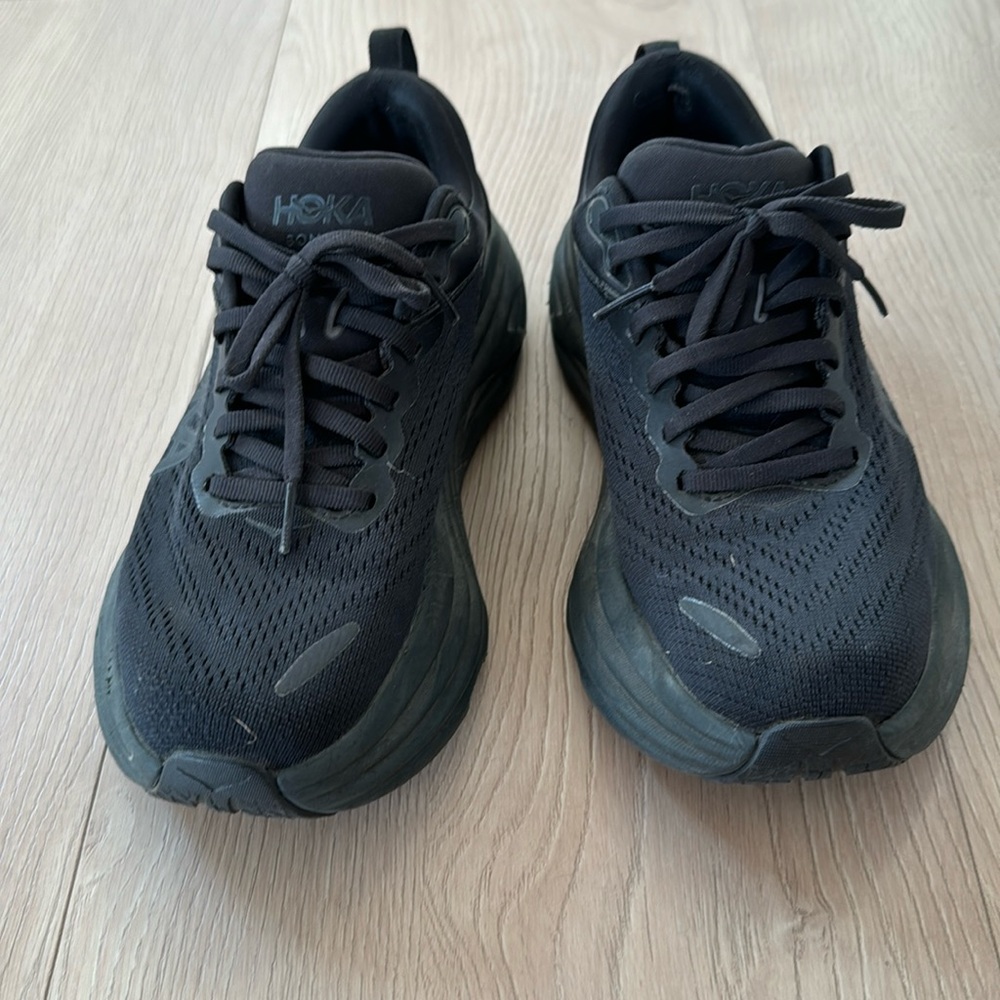 Used good condition Hokas women’s 6.5 black